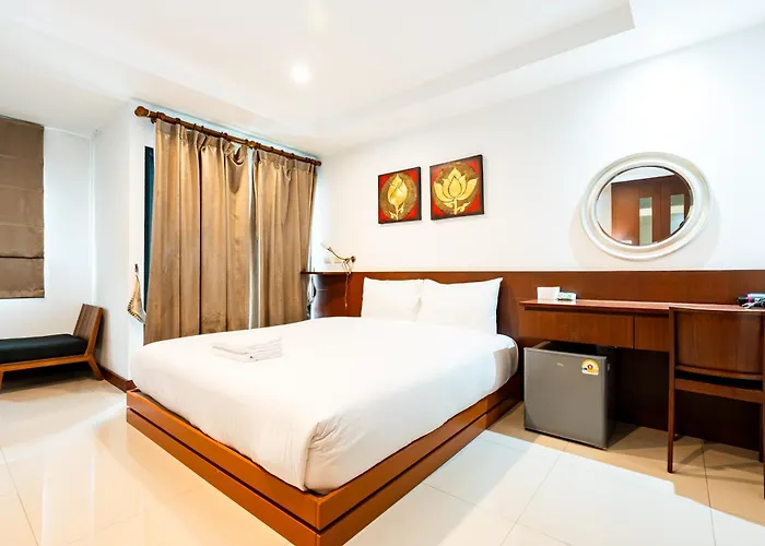 Yon Sukhumvit 4 Bts Nana Apartment