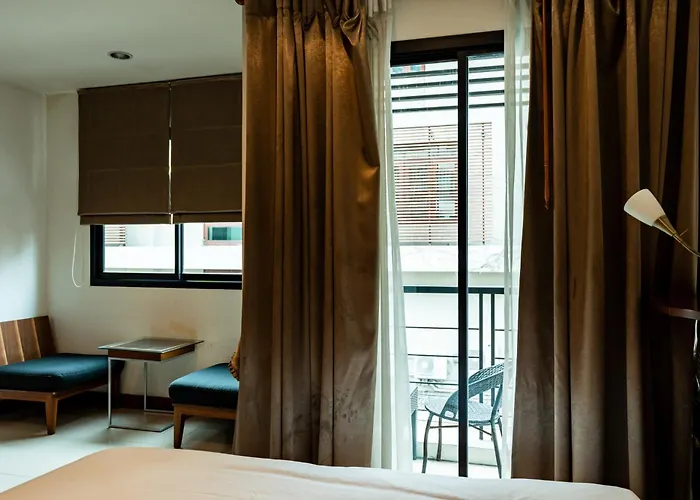 Apartment Yon Sukhumvit 4 Bts Nana
