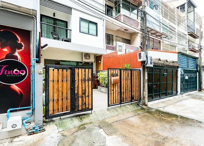 Yon Sukhumvit 4 Bts Nana Apartment *