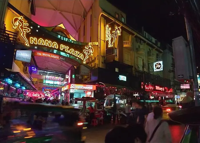 Yon Sukhumvit 4 Bts Nana Apartment *