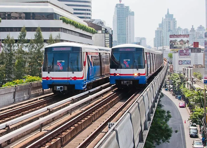 Apartment Yon Sukhumvit 4 Bts Nana